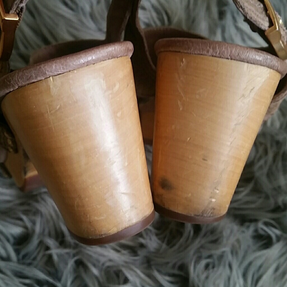 Ugg  leather sandals - Picture 4 of 8
